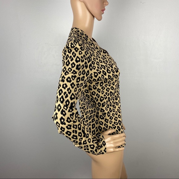 NEW THEORY LEOPARD PRINT BUTTON FRONT CARDIGAN - Picture 5 of 7